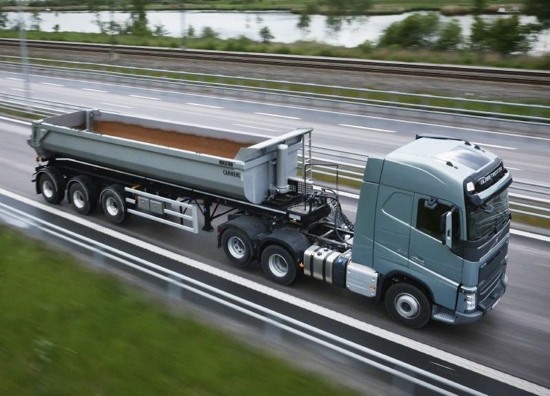 Volvo Trucks new function Tandem Axle Lift